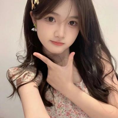 八个拔河女